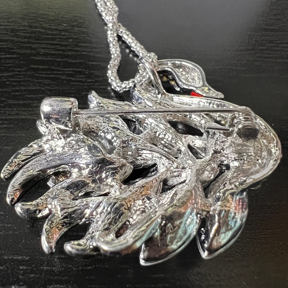 🦢 NWT! Swan Rhinestone Brooch & Necklace - Picture 6 of 8